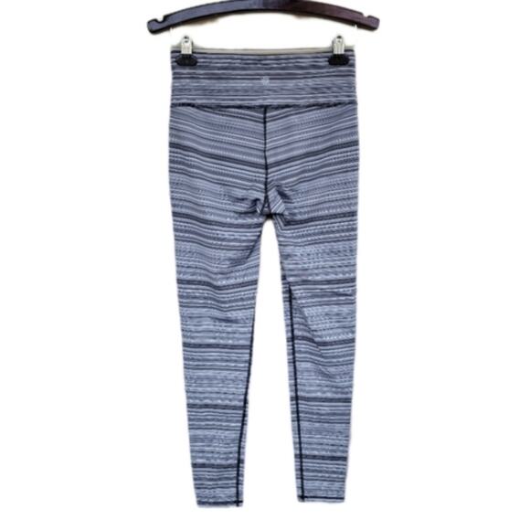 Athleta Chaturanga High Rise Stripe Spacedye Tight Black White Leggings sz M - Picture 4 of 8